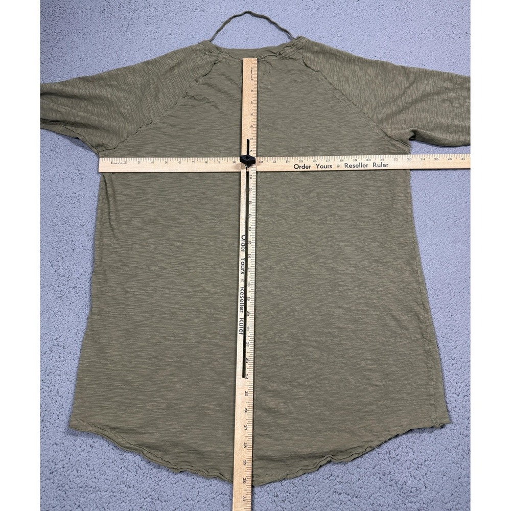 We The Free Shirt Womens Medium Green Long Sleeve Slub Thumbhole OB990140 - Picture 6 of 9